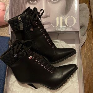 Black heels by Jennifer Lopez